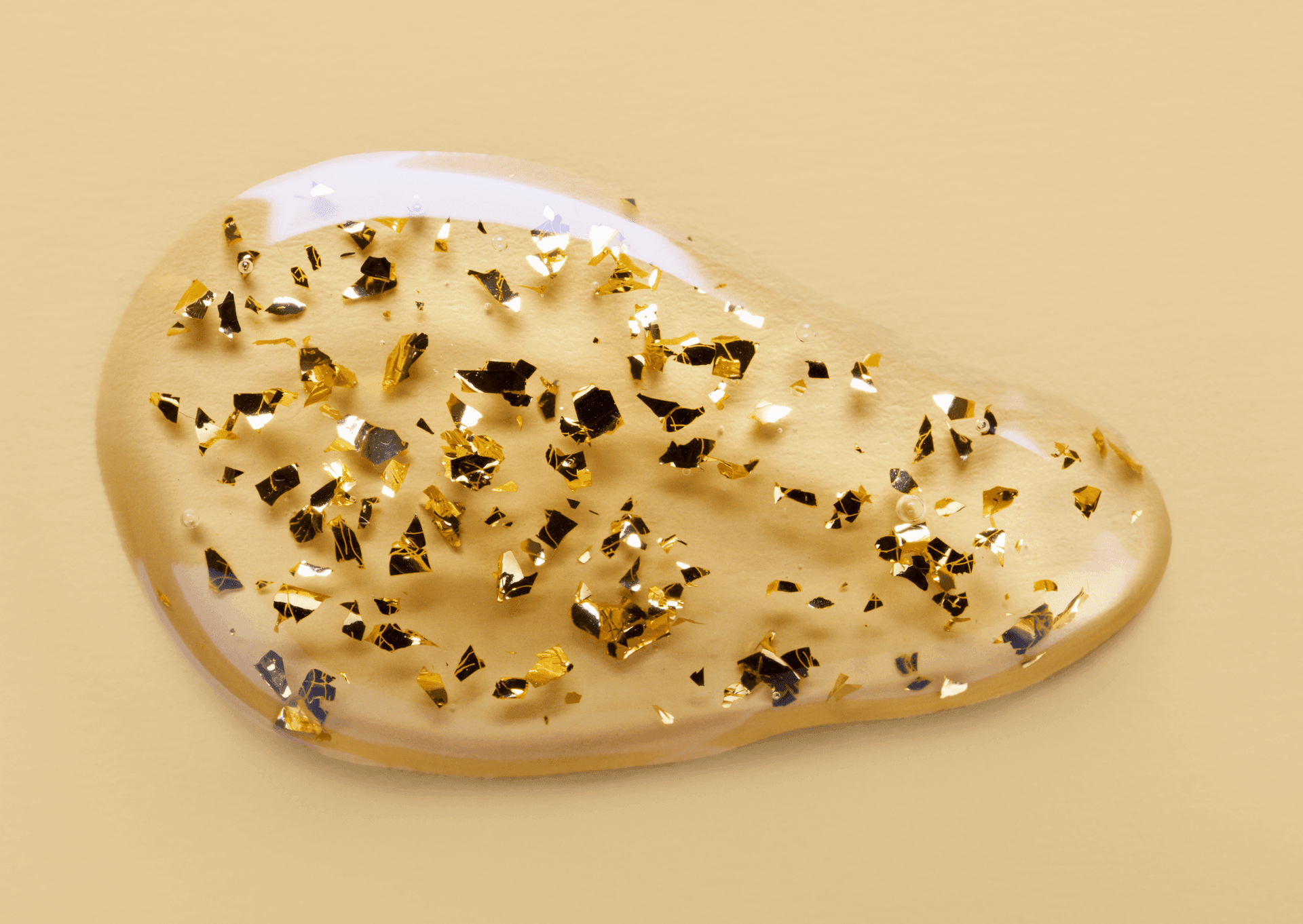 24K Gesichtsbehandlung mit Goldinfusion