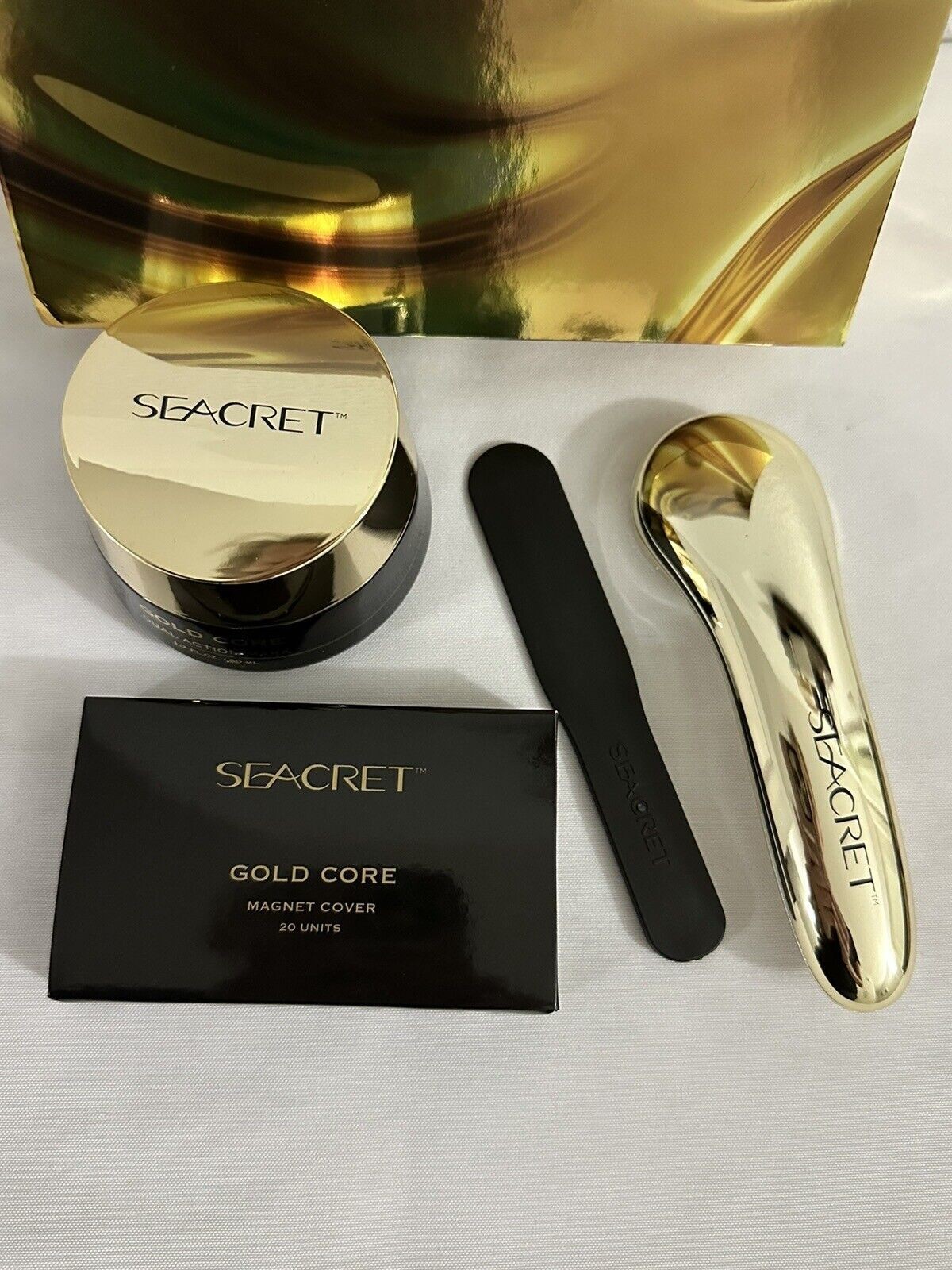 Gold-Infusions-Magnetmasken-Behandlung